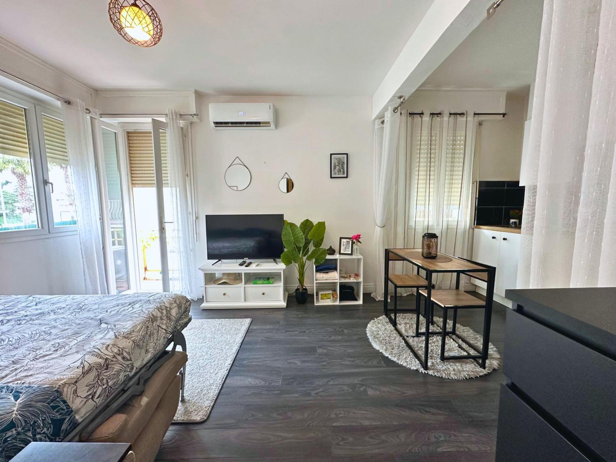 Cosy Palm Beach, Studio Pres De La Mer Et De La Croisette Cannes Zewnętrze zdjęcie